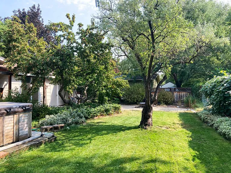 4585 W Bloom St — Photo 11