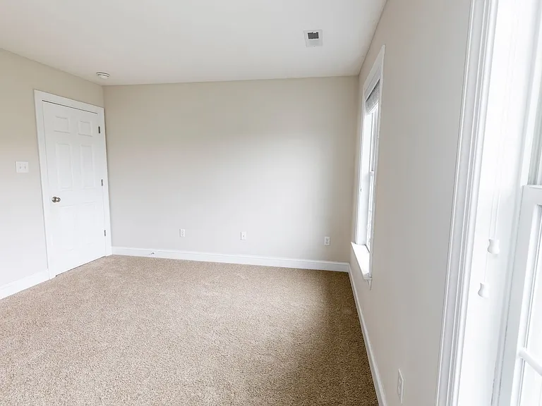 12306 Declaration Ave — Photo 46