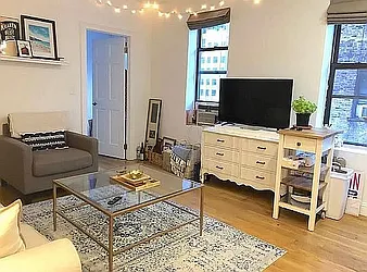 Rented by Living New York