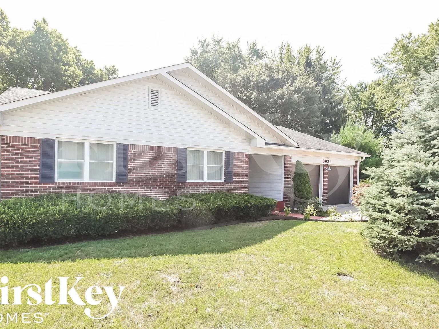 3 bed, 2.0 bath, 1863 sqft, $2,230 — Photo 2