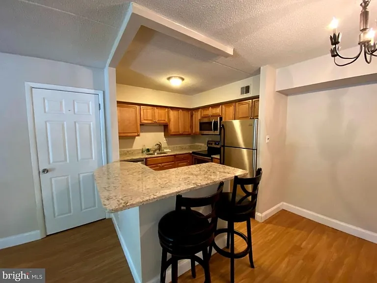 5200 Hilltop Dr #B13 — Photo 7