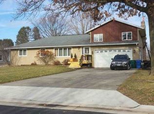 710 Iowa St, Denver, IA 50622