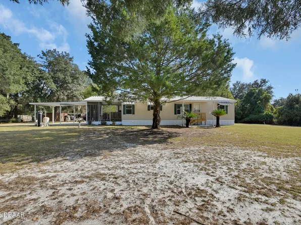 112 Stallion Rd, Crescent City, FL 32112