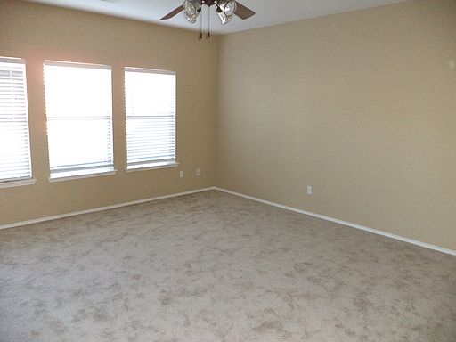5th image of 2034 Tanur Cascade Dr