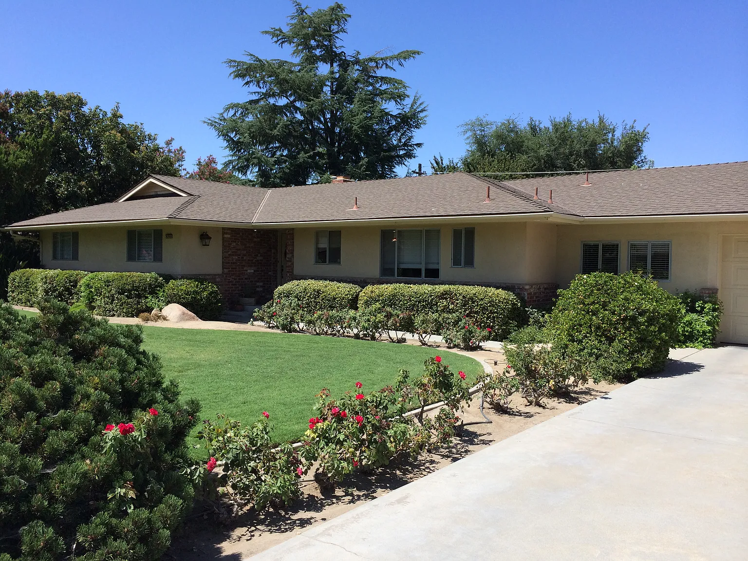 2520 W Celeste Ave photo 1