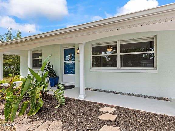 4th image of 904 Woodmere Cir