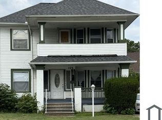 738 Eddy Rd #2, Cleveland, OH 44108