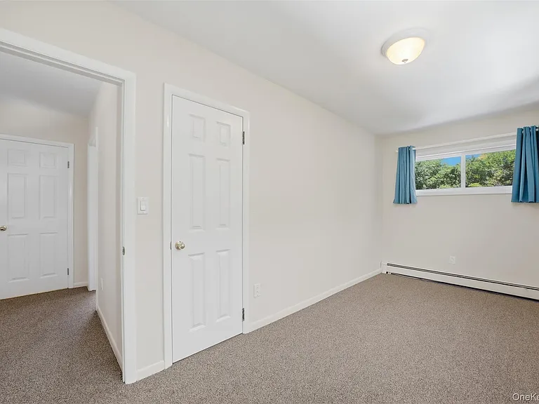 58 Carolan Rd E — Photo 25