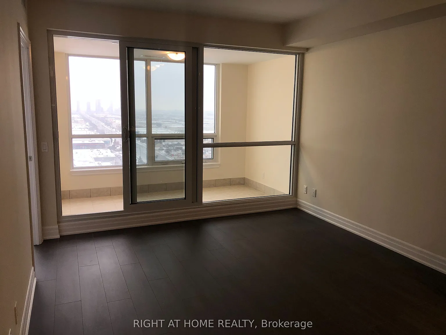 2 bed, $2,550 — Photo 3