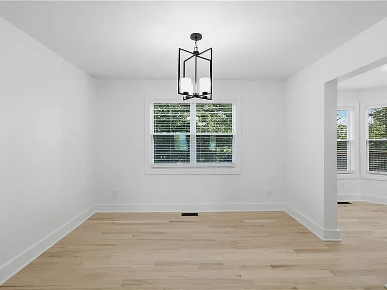 230 Pinebridge Ct — Photo 6