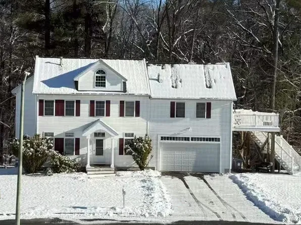 128 Marion St, Wilmington, MA 01887