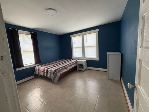 12 Weber St