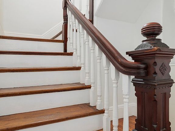 3rd image of 54 Las Casas St #2