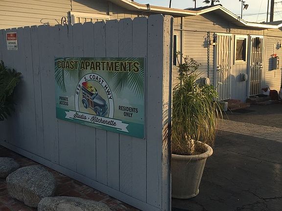 2nd image of 619 S Coast Hwy APT 1