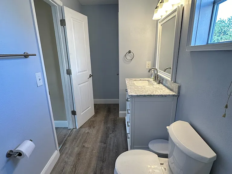 1724 Chatham Cir — Photo 5