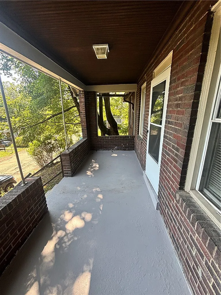 4 bed, 1337 sqft, $1,300 — Photo 3