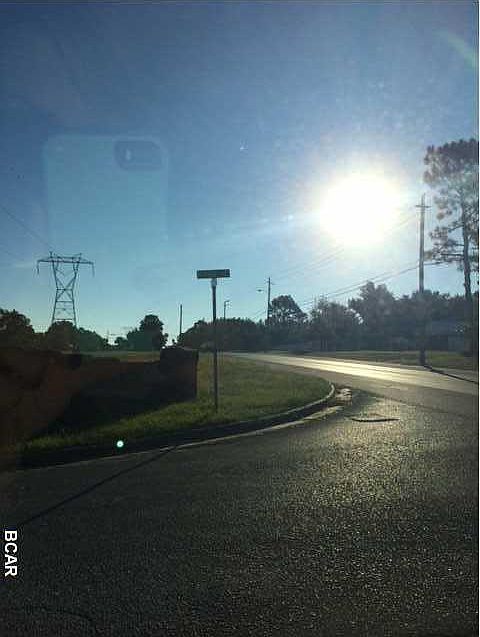 2nd image of 700 Joan Ln