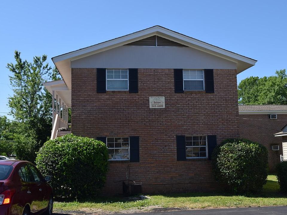 2nd image of 527 18th St