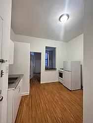 Rented by Urban Real Estate Property Group Inc
