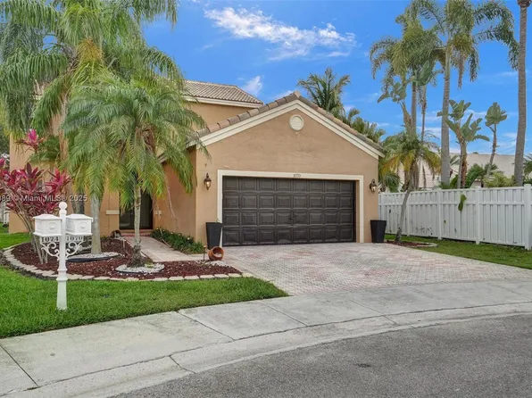 1070 Briar Ridge Rd, Weston, FL 33327
