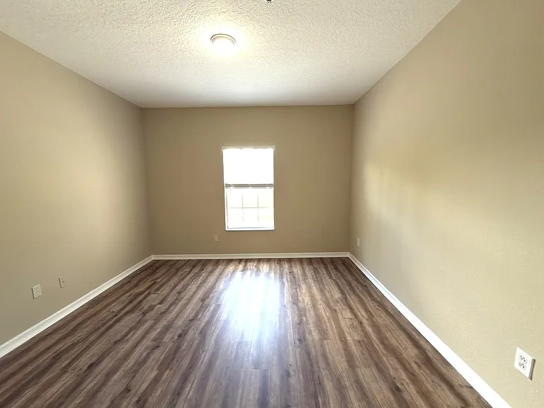 5851 Strada Capri Way — Photo 16