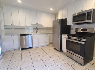 429 Newport Ave APT 4, Quincy, MA 02170