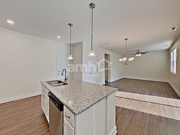3rd image of 4814 Durant Ct