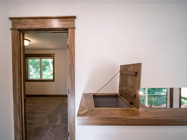 927 E Miller Dr — Photo 26