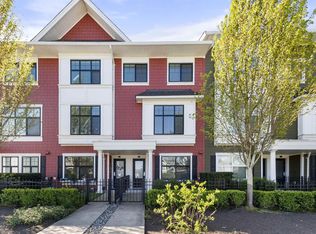 27735 Roundhouse Dr #11, Abbotsford, BC V4X0B9