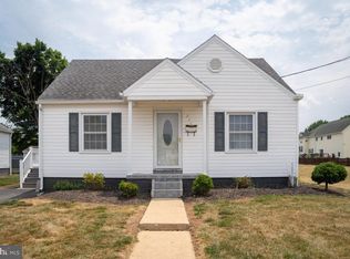 214 E Spotswood Ave, Elkton, VA 22827