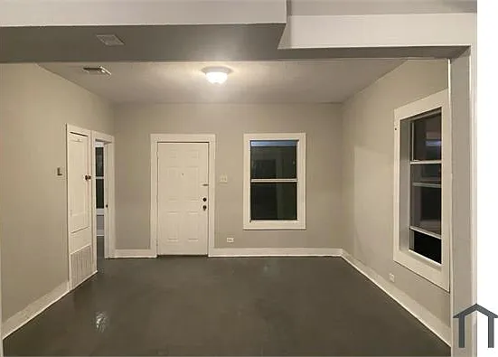 4 bed, 1500 sqft, $1,974 — Photo 4