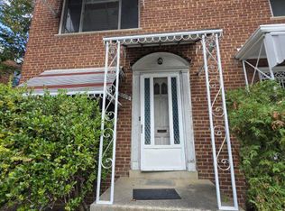 5005 Sargent Rd NE, Washington, DC 20017