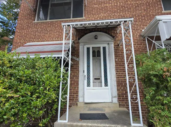 5005 Sargent Rd NE, Washington, DC 20017