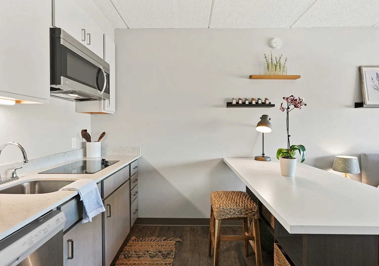 AIRE MSP Apartments — Photo 2