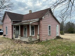 821 W 3rd St, Imboden, AR 72434