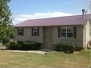 1st image of 690 Ross Dr