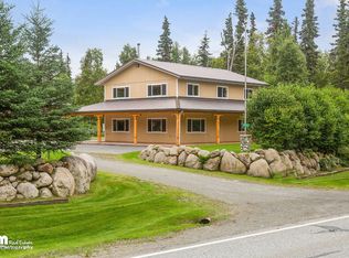 10801 N Palmer Fishhook Rd, Palmer, AK 99645