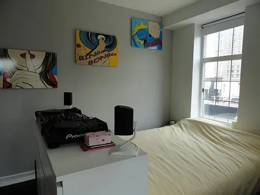 Rented by Bank Neary | media 3