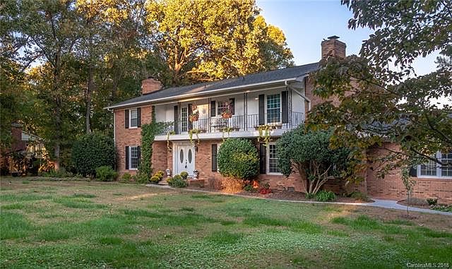 1st image of 2731 Rolling Hills Dr
