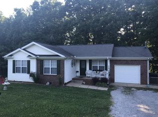 1216 Cagle Rd, Ashland City, TN 37015