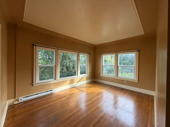 Belmont - 13 Unit