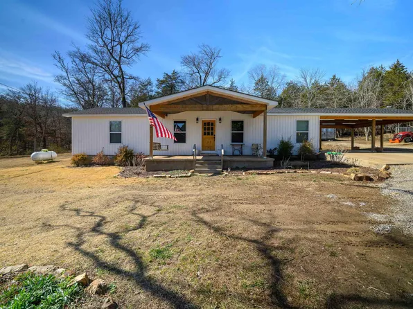 1200 Skyview Ln, Batesville, AR 72501