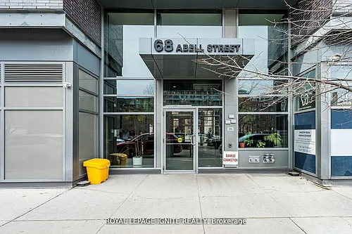68 Abell St Photo 1