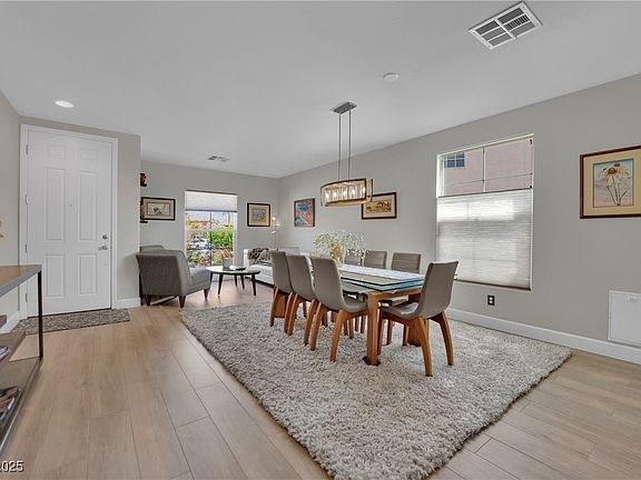 2nd image of 15 Imposing Knoll Ave