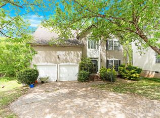 2536 Thornfield Rd, Charlotte, NC 28273
