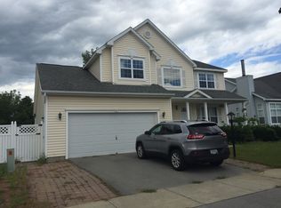 5 Turner Dr, Saratoga Springs, NY 12866