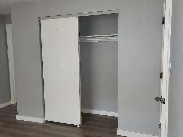 Unit Photo