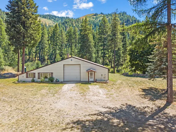 4151 Grouse Creek Rd, Loon Lake, WA 99148