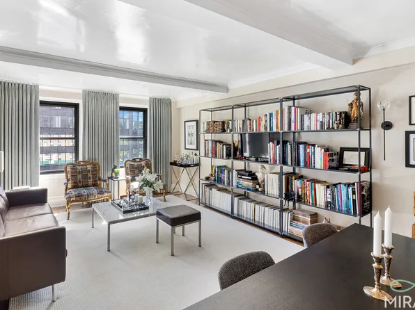 865 United Nations Plaza image 1 of 7