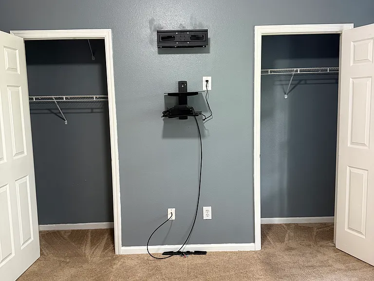 1090 Vineland Pl — Photo 22